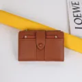 Cartera bifold para mujer en cuero PU marrón texturizado con cierre de botón a presión - Marrón