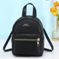 Mini sac à dos en cuir noir grainé avec fermetures éclair dorées et bretelles - Noir