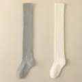 Dikke gebreide lange sokken, comfortabele thermische over-de-knie kousen in grijs en beige. - JL18 grijs en gebroken wit