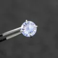 Elegante 6 mm titanium oorsteker met unieke reuzenrad slijpvorm en blauw verloop - Roestvrij Stalen Externe Spiraal Kraakbeen Piercing (A1150) / Blauw-Paars