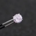 Gedetailleerd overzicht van een 6mm titanium oorknopje met roze gradiënt slijpvorm - Roestvrij Stalen Externe Spiraal Kraakbeen Piercing (A1150) / Paars Grijs