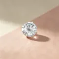 6mm reuzenrad geslepen titanium oorkraakbeen stud met gradiënt edelsteen ontwerp - Titaniumlegering Externe Spiraal Kraakbeen Piercing (A1150) / Premium Grijs