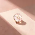 Prachtig 6mm reuzenrad geslepen titanium oorknopje met uniek roze en geel kleurverloop - Titaniumlegering Externe Spiraal Kraakbeen Piercing (A1150) / Geel Roze