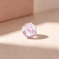 Minimalistisch 6mm titanium oorknopje met roze verloop in reuzenrad-slijpvorm - Titaniumlegering Externe Spiraal Kraakbeen Piercing (A1150) / Paars Grijs