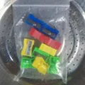 Multi-color plastic manual pencil sharpeners set in clear bag, practical school stationery. - Mini Pencil Sharpener / 10 Pieces/Pack