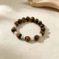 Pulsera de cuentas de ojo de tigre natural con perlas blancas y espaciadores plateados - Estilo 2