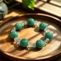 Natural green fluorite and transparent crystal beaded bracelet with faceted spacers - Style 2