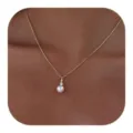 Elegante vergoldete Kupferhalskette mit Kunstperlenanhänger für Damen im minimalistischen Stil. - Drei Strass Anhänger (Stil 3) / Gold