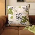 Retro vintage style floral throw pillow in green and white, soft decorative sofa cushion. - SBZA050405