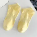 Solid yellow short cotton socks, comfortable low-cut boat socks for daily casual wear. - Women's One Size (Individual Tag, EU 36-41) / Off White