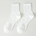 Weiße mittelhohe Herren Sportsocken atmungsaktive Baumwoll Socken Sommer Jugend Stil Lässig - Einheitsgröße (Größe 36-44) einzeln verpackt / Weiß