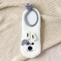 Calzini da sonno in pile corallo da donna, simpatico design di cane con pompon soffice. - Taglia unica (EU 36-42) / Colore 4