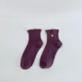 Damen Herbst lila Rüschen Socken süße Blumen bestickte Rüschenrand Mittelsocken Baumwolle - Einheitsgröße / Dunkellila