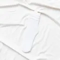 Weisse Samt Mittelsocken fuer Damen, einfarbige dunne Stacksocken, bequeme Alltagssocken. - Einheitsgröße / Weiß