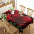 Vista detallada de mantel impermeable con rosas rojas para decoración de comedor y eventos festivos. - 70x40cm / Estilo 2