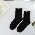 Chaussettes lolita en dentelle noire femmes bas à volants mi-tube style doux kawaii. - Taille unique / Noir - bordure ondulée étoile de mer