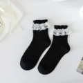Chaussettes mi-hautes noires à volants en dentelle Lolita, style mignon rétro JK chaussettes. - Taille unique / Galon de dentelle festonné noir