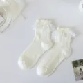 Chaussettes mi-hautes en dentelle Lolita pour femmes, jolies chaussettes style JK japonaises. - Taille unique / Galon de dentelle festonné beige