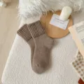 Calcetines de lana lisos forrados gruesos para mujer, calcetines de invierno cálidos y acogedores. - Talla única / Moca