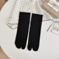 Sommer ultradünne Seide Zehensocken für Damen, schwarze japanische Tabi Socken. - Einheitsgröße / Schwarz
