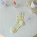 Süße japanische Mesh Karo Mittlere Socken Sommer Dünne Atmungsaktive Kawaii Socken. - Einheitsgröße / Gelb-Grün Kariert