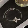 Elegante bracciale con croce stellata in argento e acciaio inossidabile e pietre - Stile Croce Alata Gotica Argento (Stile 31)