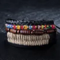 Conjunto de pulseras artesanales multicapa étnicas, joyería de cuero y cuentas de madera. - N06