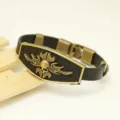 Brazalete de cuero negro estilo punk retro con placa de metal de calavera de bronce - Negro