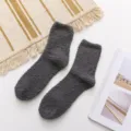 Donkergrijze winter pluche koraal fleece thermische sokken voor heren dikke gezellige vloersokken. - Eén maat / donkergrijs