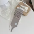 Grijze moerbei zijde beugel sokken voor dames, zomerse dunne ademende effen beenwarmers. - Eén maat / Lichtgrijs