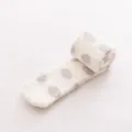 Damen flauschige Overknee Socken weich Korallenfleece gepunktet warme Wintersocken - Einheitsgröße / Hellgrau