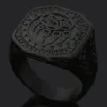 Anillo vintage de hombre en acero de titanio negro con runas vikingas y garra de oso diseño - Talla 8 / Negro