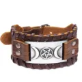 Pulsera de cuero vintage con amuleto pentagrama triple luna, brazalete gótico vikingo. - Cuero Marrón Y Plata Antigua