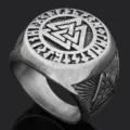 Ανδρικό Δαχτυλίδι Βίκινγκ Ρούνα Valknut από Ατσάλι Τιτανίου Βίντετζ Ασημί Κοσμήματα - Μέγεθος 8 / Χρώμα Ατσαλιού