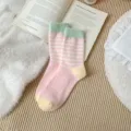 Chaussettes mi-hautes épaisses en peluche douce, chaussettes thermiques d'hiver roses et douces. - Taille unique / Rayé Rose