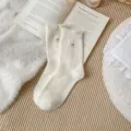 Chaussettes femme hiver polaire douillettes broderie fraise mignon chaudes epaisses mollet - Taille unique / Fraises dentelle blanc crème