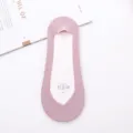 Summer thin ice silk invisible socks for women, low cut anti-slip pink boat socks. - One Size / Light Purple