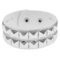 Pulsera de cuero blanco con doble fila de tachuelas cuadradas plateadas de estilo punk. - Blanco, 2 filas