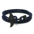 Descubre esta encantadora pulsera de cordón Milán azul oscuro estilo marino con cola de ballena. - Azul Marino y Cola de Ballena Negra