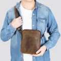 Borsa a tracolla da uomo in vera pelle, borsa a spalla vintage in pelle crazy horse casual. - 6214 / Caffè Crazy Horse