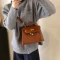 Sac à main bandoulière élégant en cuir verni marron pour femme look mode hiver rétro - L / Marron