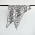 Detalle de la bufanda gris de jacquard con patrón étnico fino y elegante borde con flecos. - 186*88*127cm / FYRSJ013-Gris