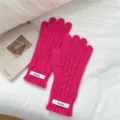 Cute pink cable knit winter gloves for women, warm touch screen split finger design details. - Rose Red