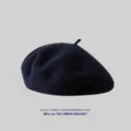 Boina de lana azul oscura lisa para mujer, sombrero de pintor vintage clásico de otoño. - Talla única / Azul marino