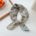 Petit carré de soie imprimé fleuri en coton lin, foulard rétro et bandana variante. - Pivoine À Grille Beige Jaune