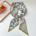 Pañuelo estrecho de seda con estampado paisley y borde verde oliva, elegante cinta de cuello. - Paisley Colorido Borde Amarillo