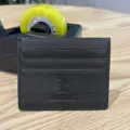 Echtleder Kartenetui dunkelbraun minimalistische Kreditkartenbörse für den Alltag. - 113 Schwarz mit Logo
