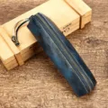 Astuccio per penne in pelle conciata al vegetale blu scuro, custodia vintage con zip. - Blu