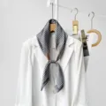 Elegant women's magnetic silk scarf, houndstooth minimalist chic commute neckerchief wrap. - CXK010 - Houndstooth