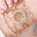 Luxuriöses Roségold-Damen-Quarzuhren-Set mit kristallbesetztem Zifferblatt und Armband - Römisches Zifferblatt Armband Set / 4-teiliges Set / Roségold